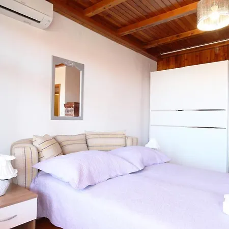 Flamingo Apartment